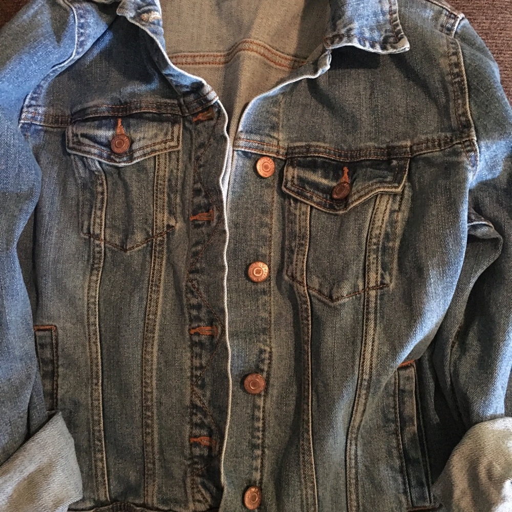 Jean jacket - Picture 2 of 3